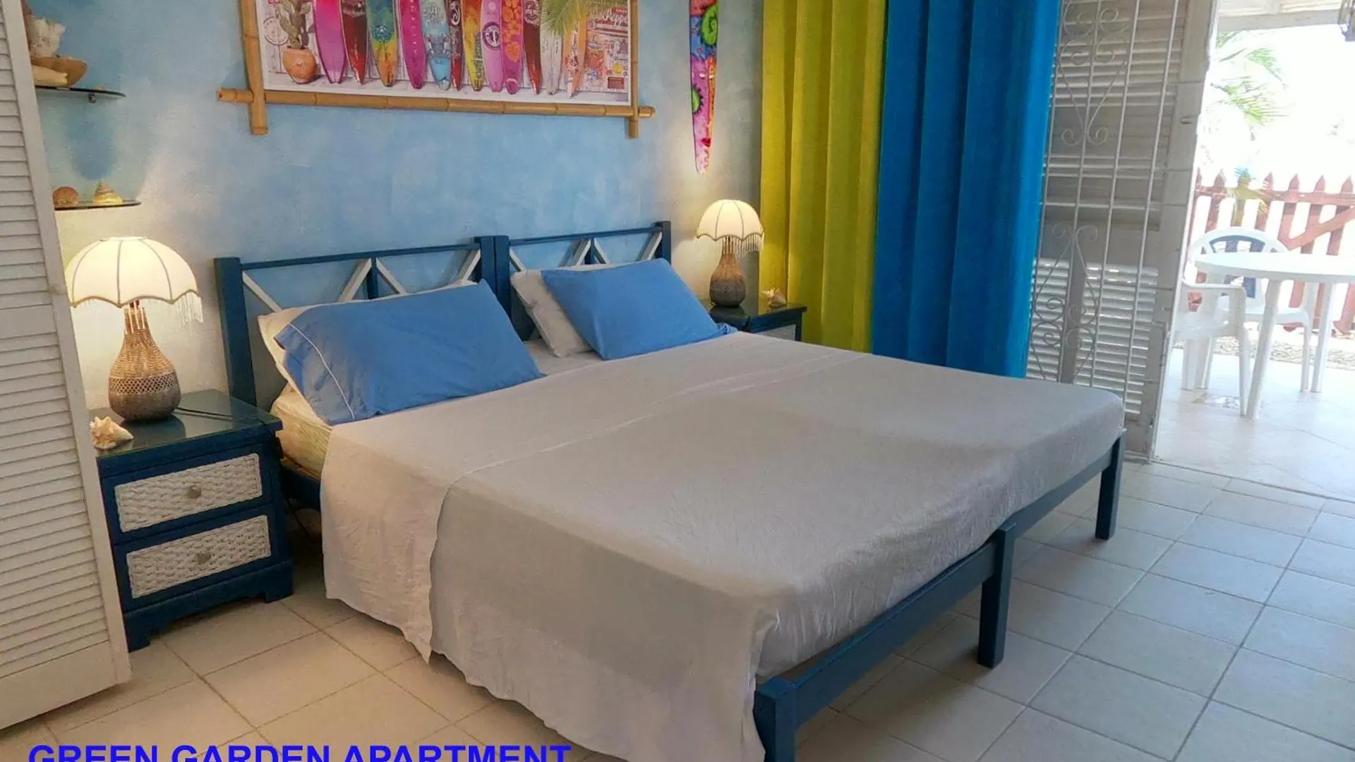 Green Garden Apartment Christ Church